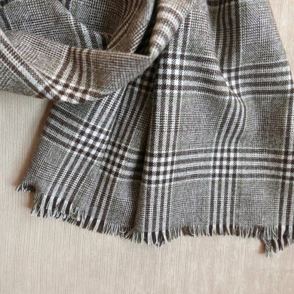 Handmade Brown White Plaid Large Wrap Scarf - Picture 8 of 10